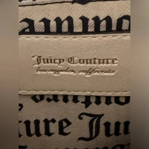 JUICY COUTURE NWT Stay in Circle Crossbody in Angel White - Picture 10 of 14